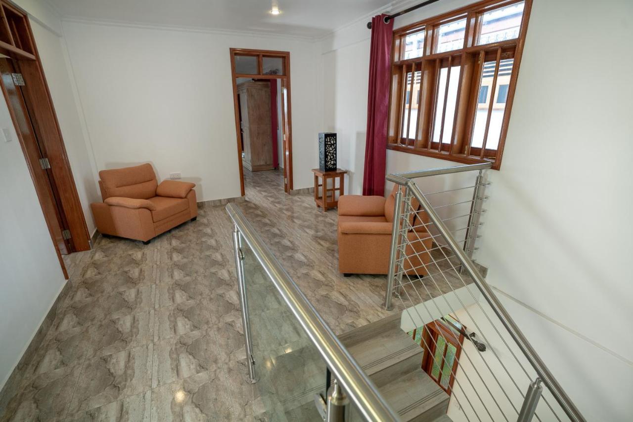 La Belle Residence Self Catering Accommodation ボー・ヴァロン エクステリア 写真