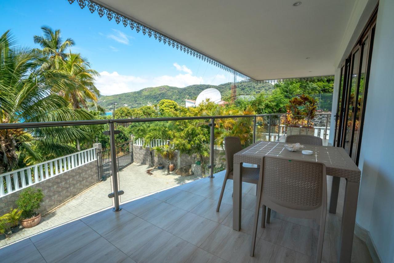 La Belle Residence Self Catering Accommodation ボー・ヴァロン エクステリア 写真
