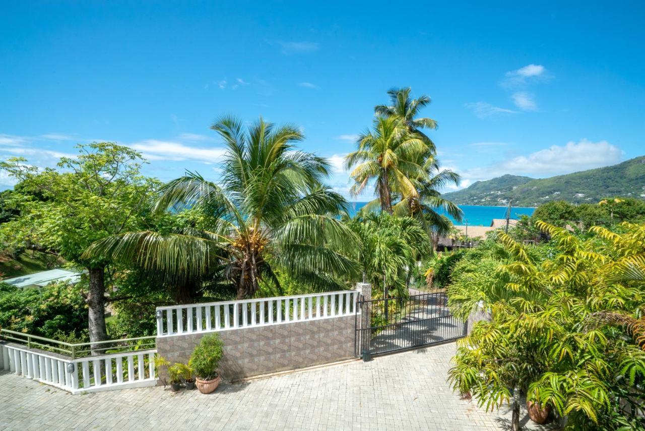 La Belle Residence Self Catering Accommodation ボー・ヴァロン エクステリア 写真